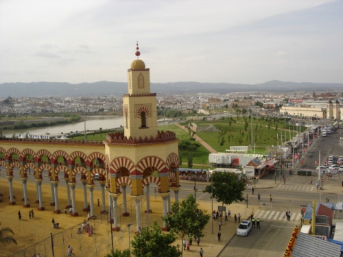 vue-de-cordoue-depuis-un-manege-de-la-feria-de-cordoue-700-4316.jpg