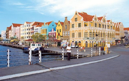 curacao.jpg