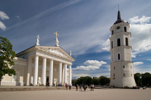 53241_piazza_della_cattedrale_vilnius.jpg