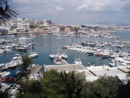 800px-piraeus_mikrolimano2.jpg