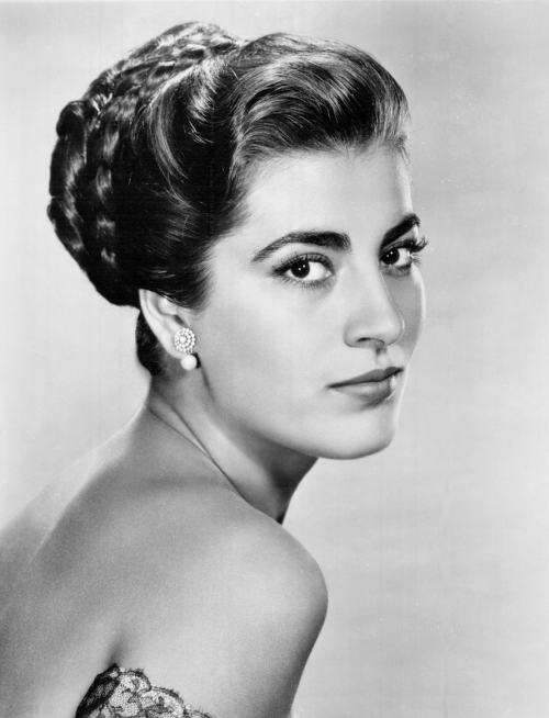 Irene_Papas_1956.jpg