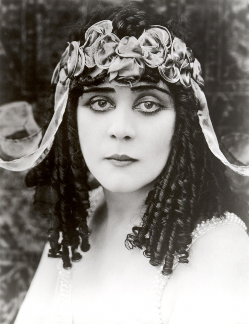 016-theda-bara-theredlist.jpg