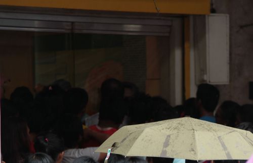 Qui veut sa buche de Noel ? - Tacloban - Philippines