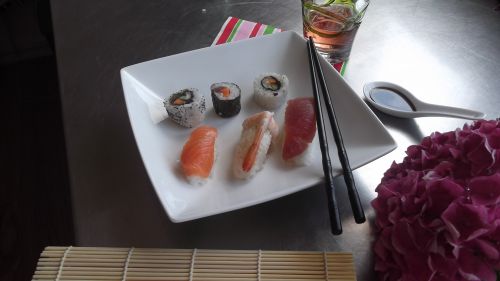 Sushi/Maki...