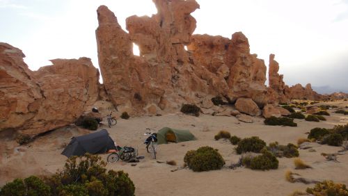 The Bivouac avant Alota