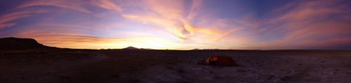 bivouac au pied du salar de coipasa