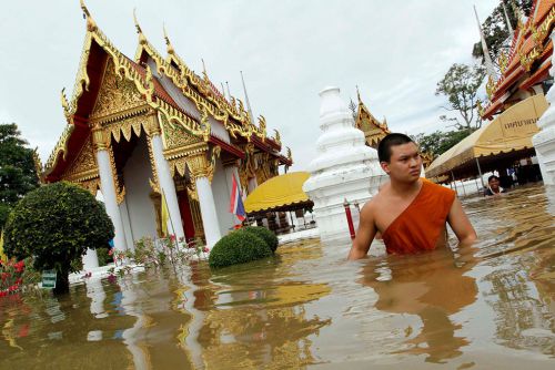 Inondations - temple sous l'eau