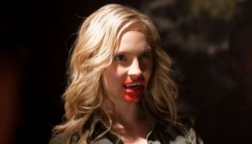 Caroline va être transformée en vampire !