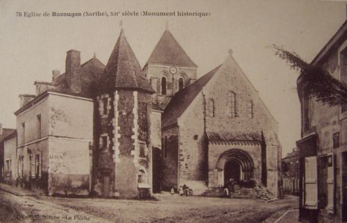 Bazouges , église du XII éme siécle