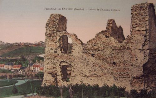 Fresnay sur sarthe, ruines de l'ancien château