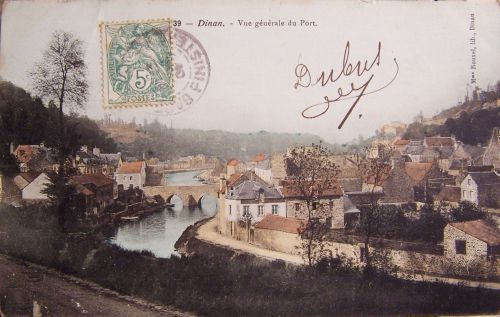 22 Dinan  vue générale du port.