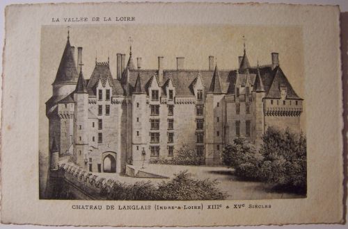 37 Chateau de Langeais ( et non de langlais...).