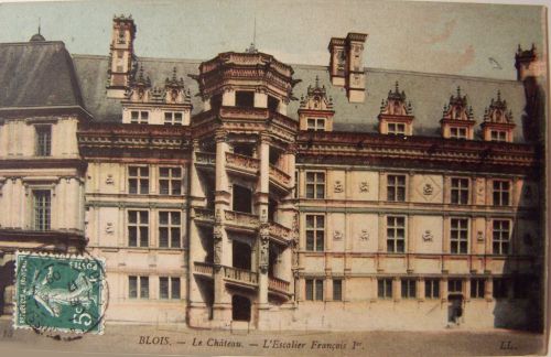 Blois - Le château - escalier François 1er