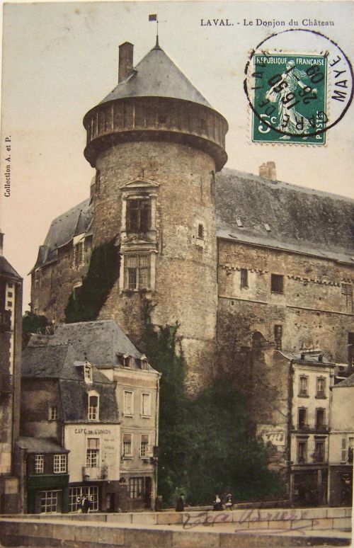 Laval - Le donjon du château
