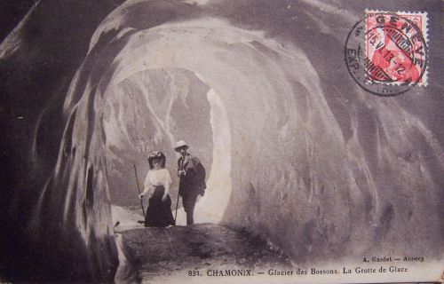 Chamonix- Glacier des Bossons la grotte de glace