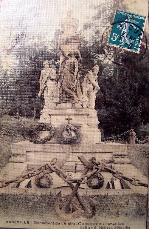 Abbeville - Cimetière monument de l'amiral Courbet