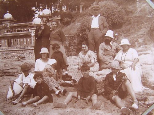 1922: Sur les rochers de Gourmalon