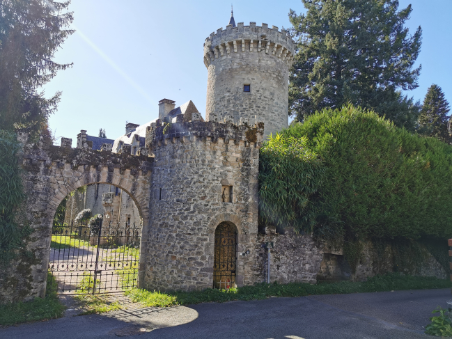 Le château de FAVARS