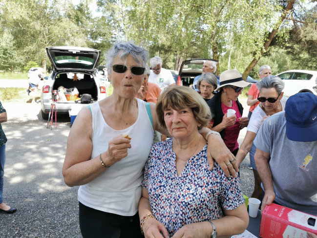 Pot de l'amitié offert par Denise et Denise