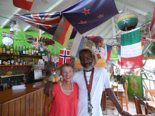 avec Robert dans son bar