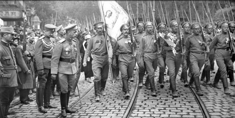 corps expéditionnaire russe 1916.jpg