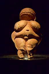 Venus de Willendorf_03.jpg