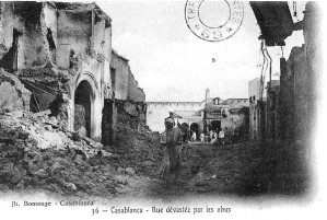 Casablanca_bombardée_(après_le_7_août_1907).jpg