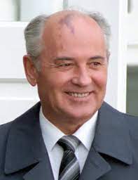 Mikhaïl Gorbatchev.jpg