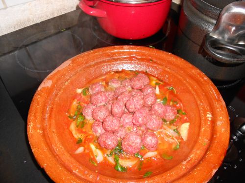 suite tajine a la tomate et viande hache