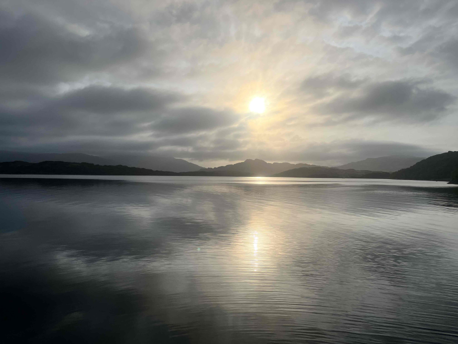 l’extraordinaire Loch Na Droma Buide où le Rustica était venu chercher une certaine tranquillité. Zerø aussi !