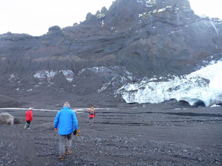 un glacier du '' la fiat qui recule ''