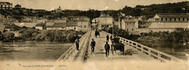 1900 - Carte postale de la construction du pont de bois.JPG