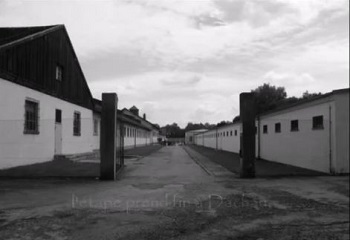 DACHAU 350 x 240.jpg