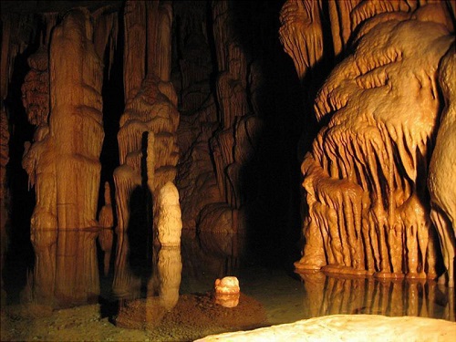 17 - Grotte Sarma 500 x 375.jpg