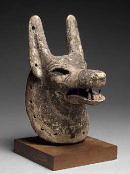 9 - Masque de chien représentant Anubis à mâchoire mobile louvre - 350 x 262.jpg