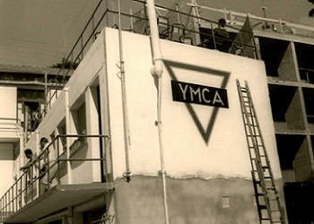 2 - FOYER YMCA 1954 350 x 250.jpg