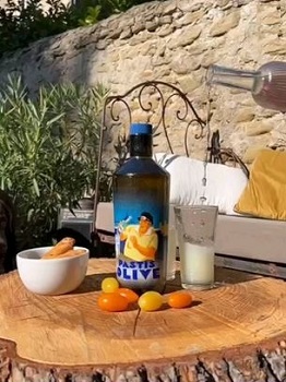 8 - Pastis OLIVE sans 262 x 350.jpg