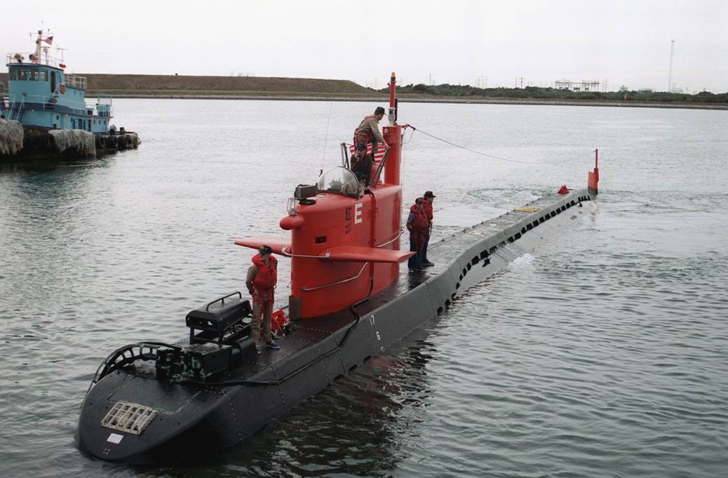 38_sous-marin US de la CIA.jpg