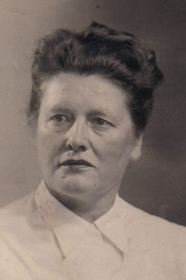 Maman_1960_266x400.jpg