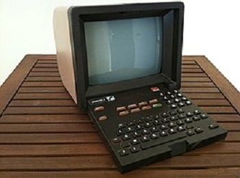 91 - Minitel_terminal.jpg