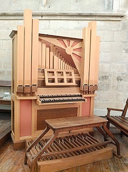 01 - 9 - 2 - orgue positif de remplacement à St Martial 260 x 350.JPG