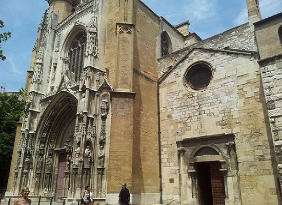 52 - Cathédrale Saint Sauveur.JPG