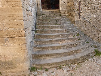 5 - 0 - 3 - Escalier de la chapelle.jpg