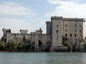 00 - Château de Tarascon 7 côté Rhône 350 x 262.jpg