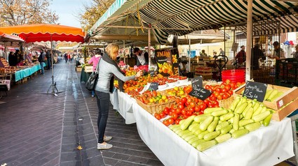 NCE-la-balade-des-trois-marches-du-cours-saleya-2_1-1024x512.jpg