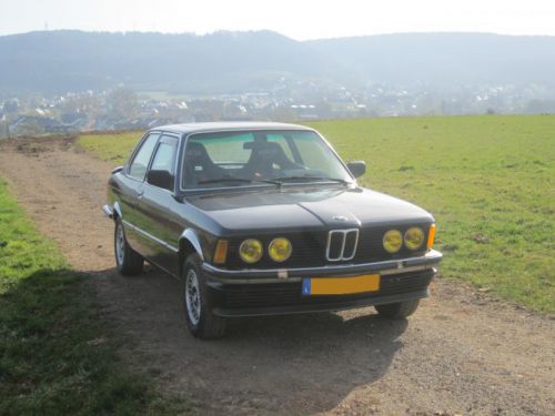 N° 1 HILBERT A - HILBERT J (Lux) BMW E 21