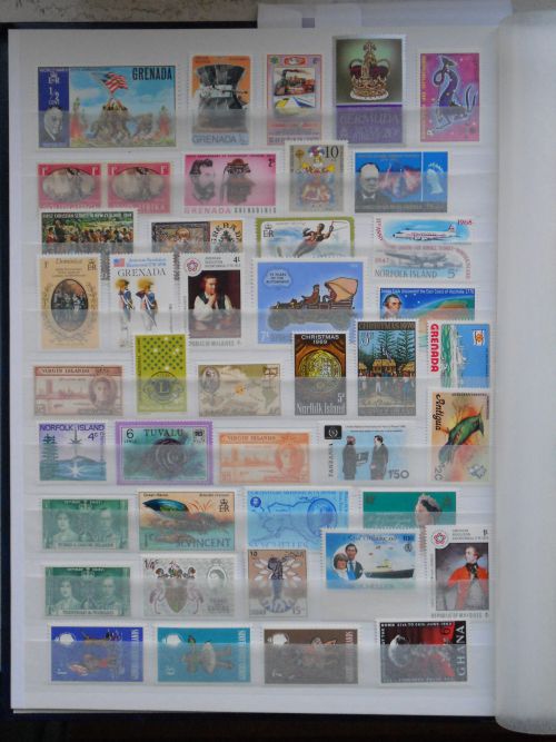 Lot de timbres Neufs ( ** ) : LotMon1