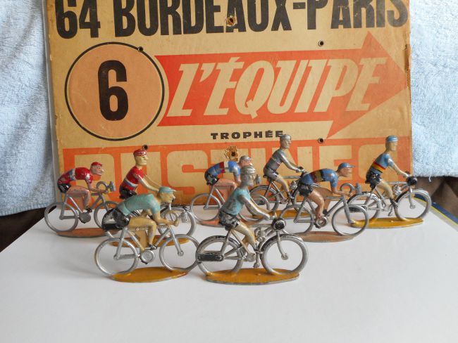 mar35 0003 - Peloton Bordeaux Paris Derny & Cyclistes Cofalu