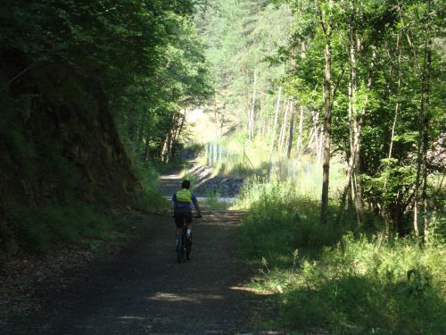 Dans le secteur d'Ouche près de Massiac, il fait bon rouler !