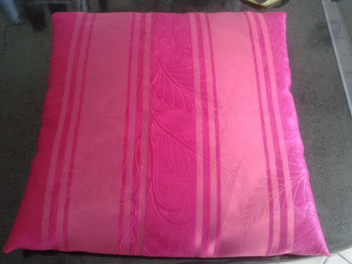 coussin 50 x 50 rose